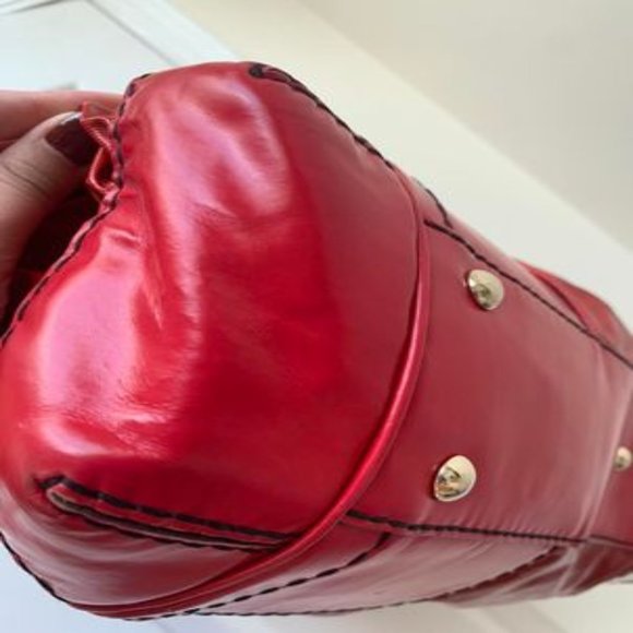 Gucci Red Coated Canvas and Leather Large Dialux Queen Bow Tote Bag - Picture 9 of 15